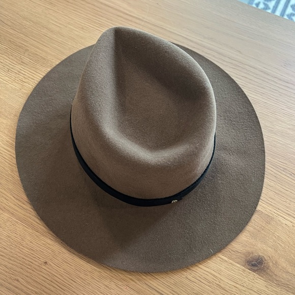 Janessa Leone small Felt hat - Picture 3 of 3